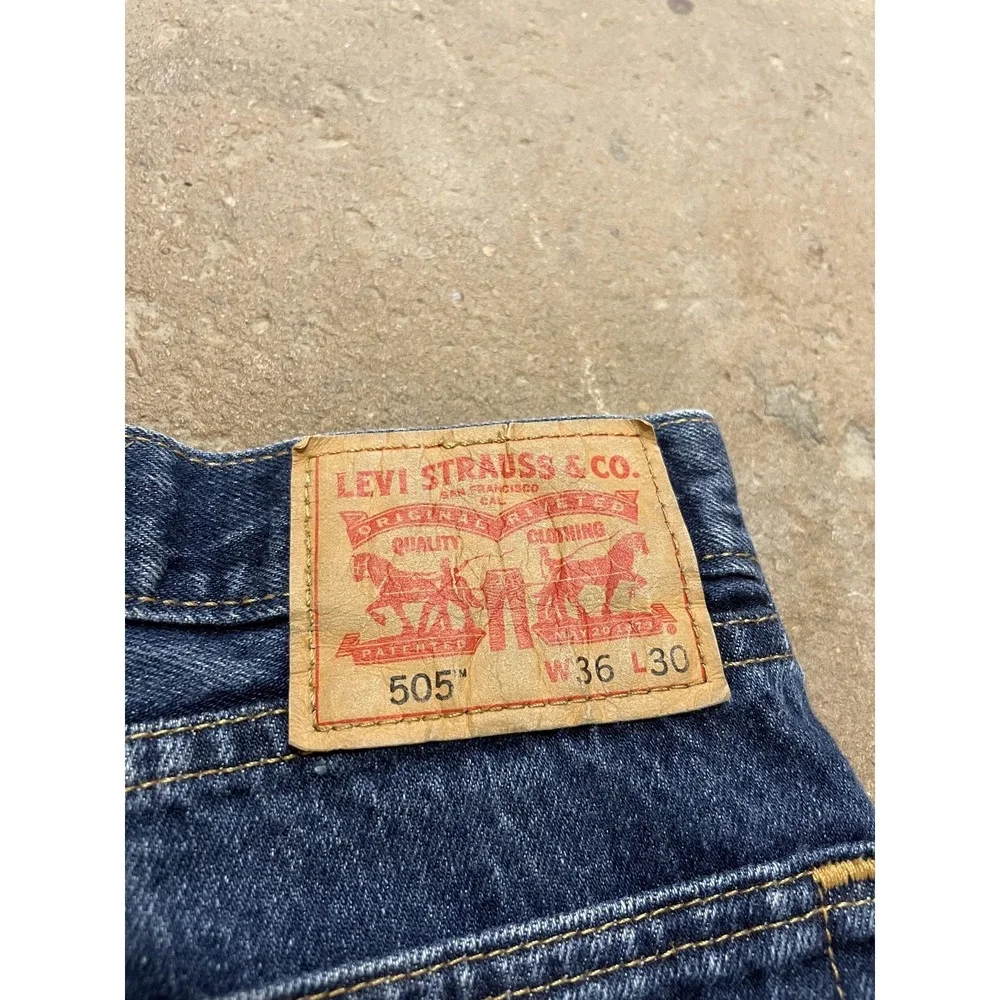 Levis 505 Jeans Mens 36x30 Dark Wash Blue Denim Regular Straight Leg‎ Zip Fly